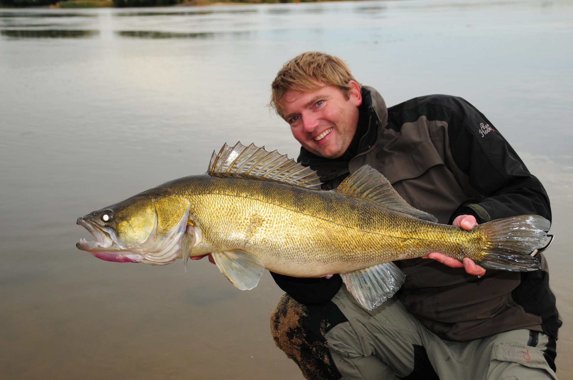 Profi Angler und Hobby Koch Jörg Strehlow verrät seine besten Fisch Rezepte