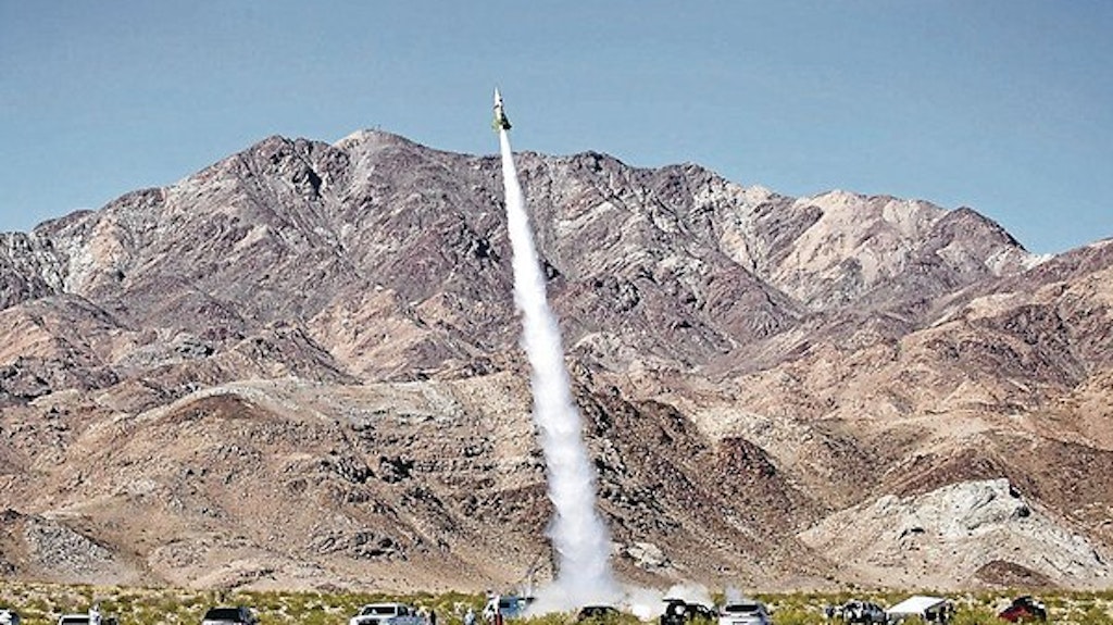 Bei einem Testflug 2018 schoß sich „Mad Mike“ 570 Meter in die Höhe.