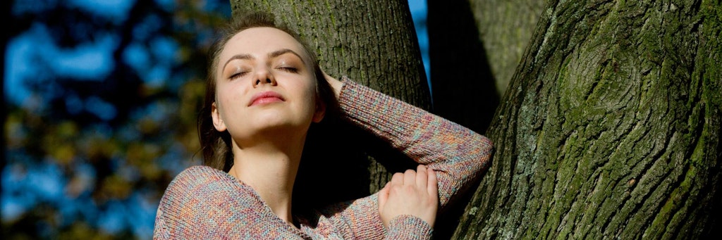 Positives Denken macht gesund? Wissenschaftlich erwiesen ist das leider nicht, sagen Experten.