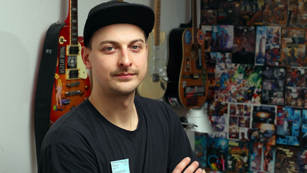 Dem selbstständigen Veranstaltungstechniker Paul E. (35) aus Friedrichshain ist aufgrund der Absage der ITB 2020 ein Schaden von rund 2000 Euro entstanden. Er hofft, dass die Geschädigten Unterstützung seitens der Politik erfahren.