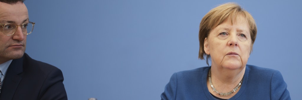 Gemeinsam mit Merkel versuchte auch Bundesgesundheitsminister Jens Spahn, Wirtschaft und verunsicherte Bürger angesichts der Corona-Epidemie zu beruhigen.
