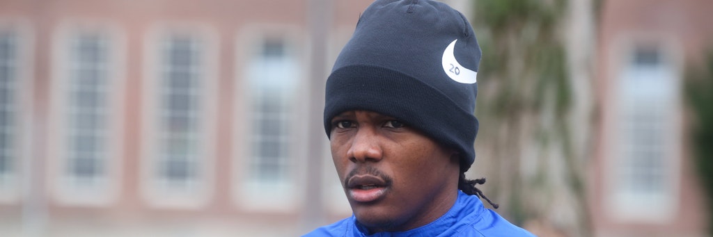 Dedryck Boyata trainiert wieder auf dem Platz, steht aber für das Spiel bei der TSG Hoffenheim nicht zur Verfügung. 
