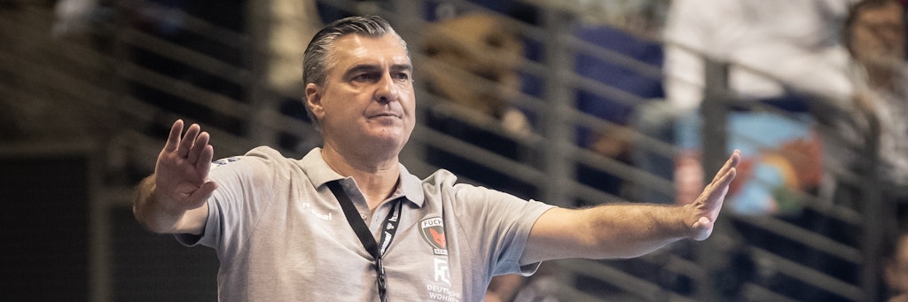 Mahnt zur Ruhe: Trainer Thomas Roth muss seine Füchse durch die Krise manövrieren.