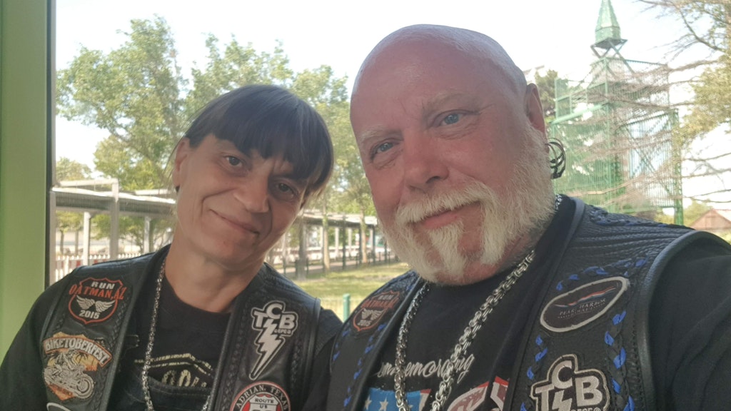 Mario Demski (hier mit seiner Frau Silke) gründete die Facebook-Gruppe "Corona Help Team Berlin".