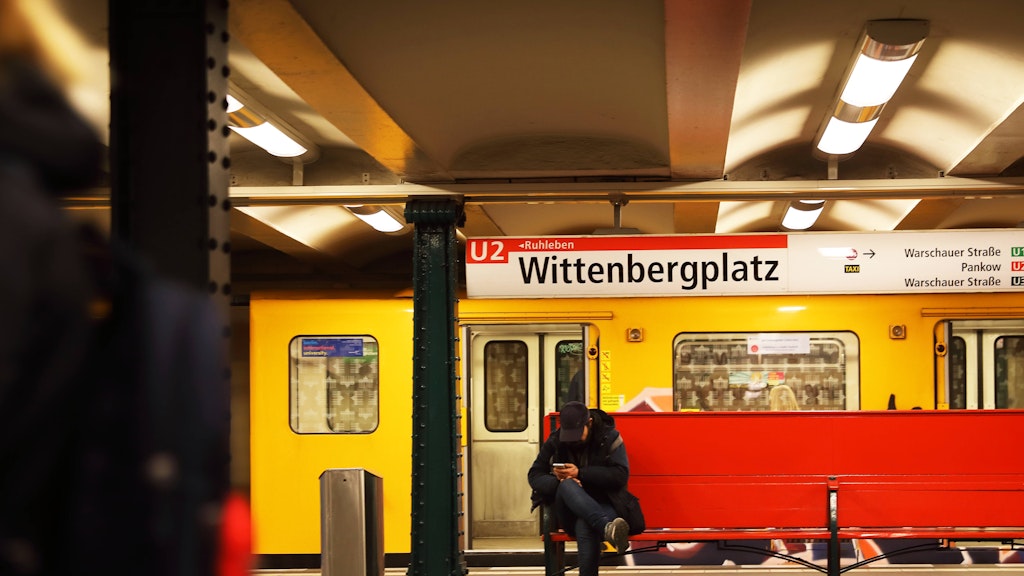 Die U-Bahnnen verkehren nur noch im 10-Minuten-Takt.