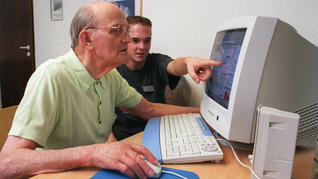 Brauchen Sie vielleicht Hilfe am Computer? Oder Unterstützung bei Ihren Einkäufen? Melden Sie sich bei uns!