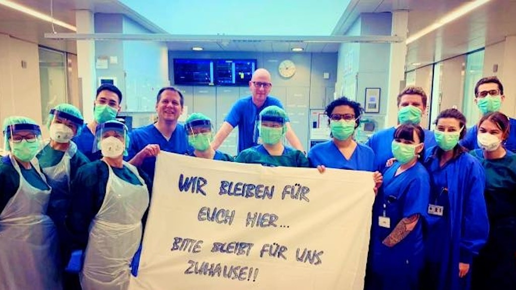 Das Team der Zentralen Notaufnahme an der Uniklinik Essen zeigt, worauf es ankommt: Sie bleiben für uns in der Klinik, wir bleiben Zuhause.