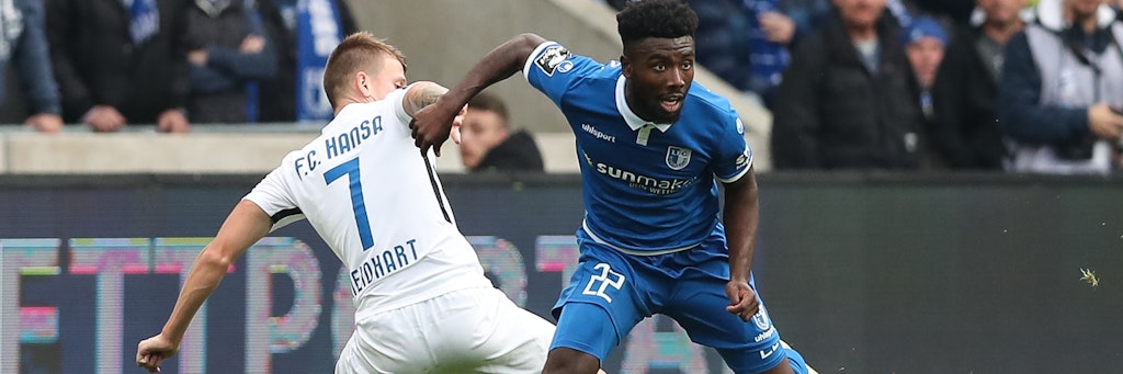 Auf dem Rasen Konkurrenten, in der Krise jedoch im selben Boot: Die Ostklubs Hansa Rostock und FC Magdeburg.