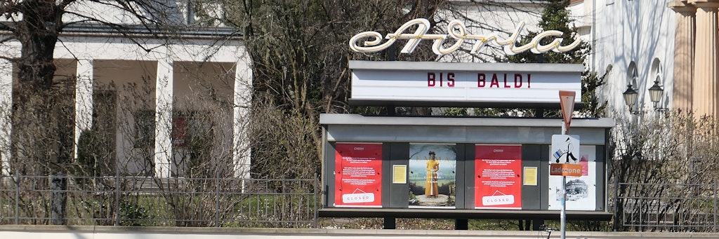Die Betreiber dieses Steglitzer Kinos scheinen sich sicher zu sein, dass es bald wieder Vorführungen geben wird.