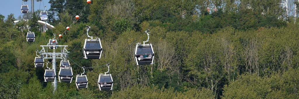 Die Seilbahn auf dem IGA-Areal in Marzahn ist die einzige in Berlin, die schon schwebt.