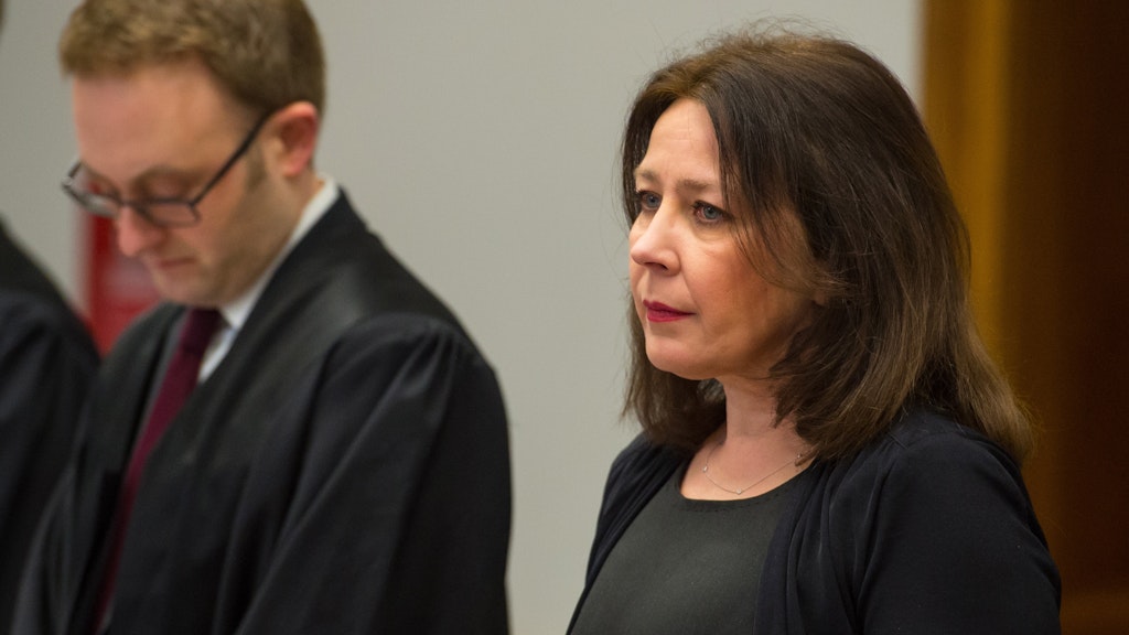 Viktoria Volk wurde zu einer Geldstrafe verurteilt, weil sich krankschreiben ließ, um ihre Tochter zum Dschungelcamp zu begleiten.