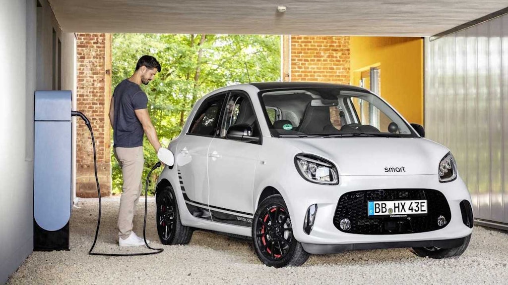 Wer sich ein Elektroauto oder ein Hybridfahrzeug zulegen will, bekommt Unterstützung vom Staat. Die Höhe richtet sich nach dem Kaufpreis.