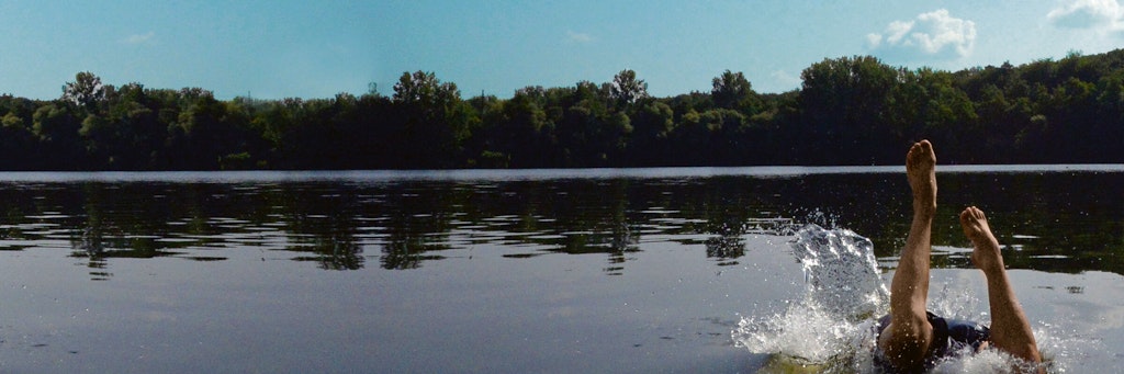 Noch haben die Seen keine Badetemperaturen, aber mit derzeit bis zu 13 Grad hat sich das Wasser in den Gewässern unserer Region bereits kräftig erwärmt.