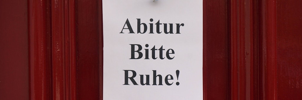 Eigentlich soll die erste Abiturprüfung am 20. April beginnen. Ob es wirklich soweit kommt, ist unklar.