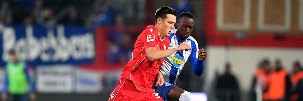 Keven Schlotterbeck tritt virtuell nicht gegen Dodi Lukebakio, sondern gegen Pascal Köpke an.