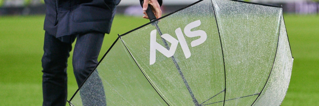 Lassen Sky & Co. die Klubs im Regen stehen oder bieten sie einen Rettungsschirm?