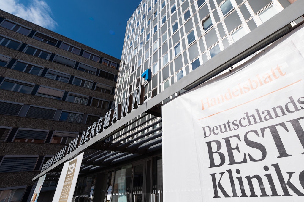 Das Ernst-von-Bergmann-Klinikum hat nun insgesamt 79 Patienten, die sich mit Corona infiziert haben.
