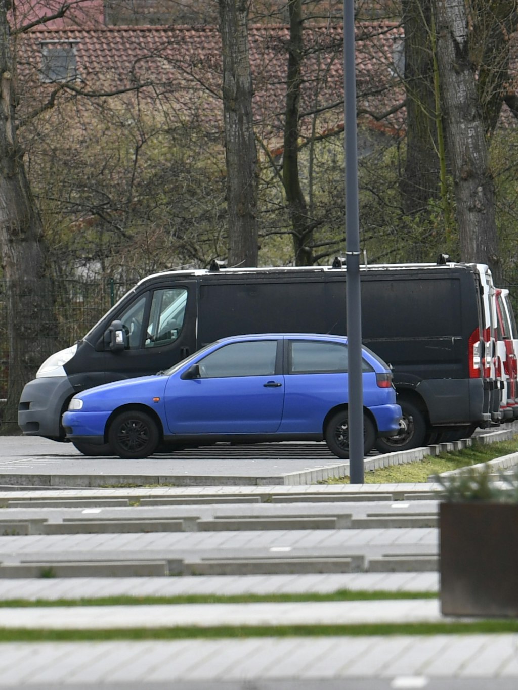 Omis alter Fiesta steht derzeit sich derzeit an der Alten Försterei die Beine in den Bauch. Grischa Prömel ist zusamen mit Christian Gentner ins Schwabenländle gefahre. 