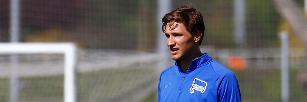 Längere Haare, aber weiterhin voller Tatendrang: Herthas Vize-Kapitän Niklas Stark.