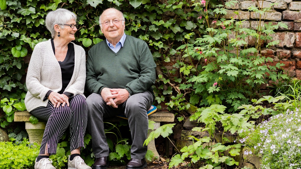 Norbert und Marita Blüm vor ziemlich genau einem Jahr im Garten seines Bonner Hauses.