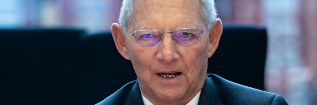 Mit seinem Statement plädiert der Bundestagspräsident für eine Abwägung zwischen dem bestmöglichen Schutz des Lebens und dem Wert der Grundrechte.