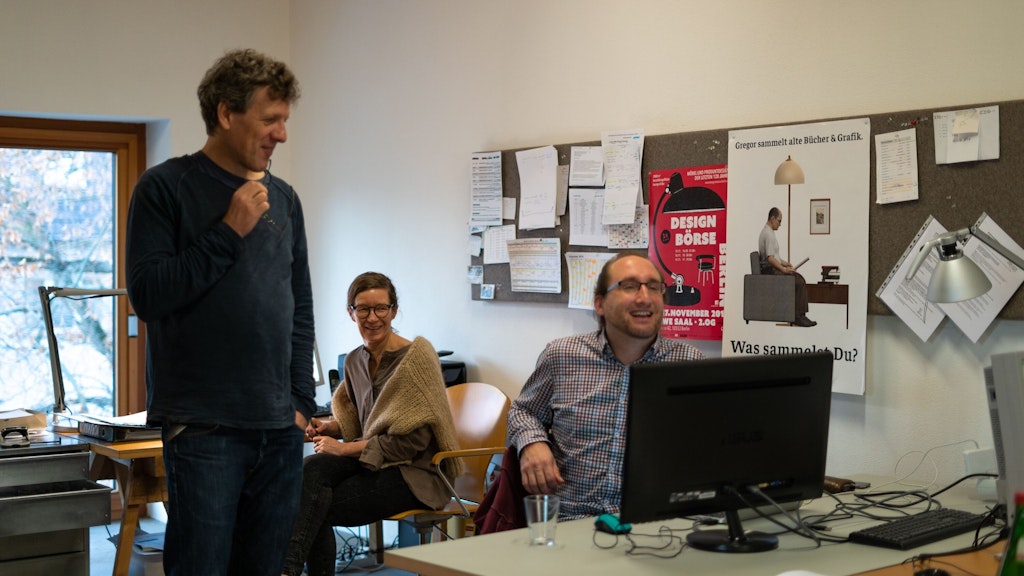 Regina Pröhm und Michael Schrottmeyer haben mit einem Programmierer ihre Flohmärkte ins Internet verlagert.