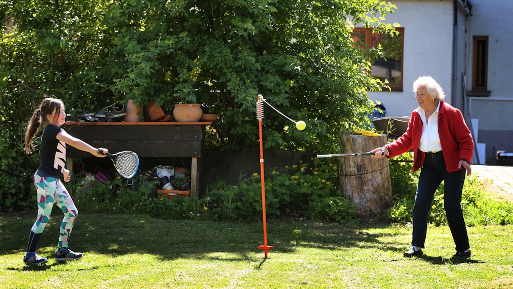 Speilen mit Abstand, zum Beispiel im Garten, ist möglich. Nicht zu lang und besser mit Maske.