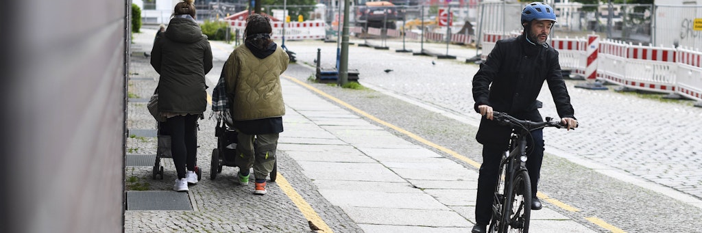 Anwohner beschweren sich über den breiten Radweg in der Kieler Straße.