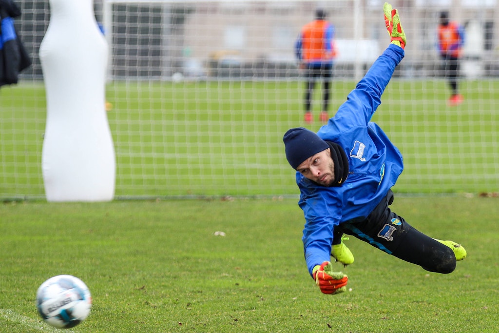 Routinier Rune Jarstein erhält das Vertrauen von Trainer Bruno Labbadia.