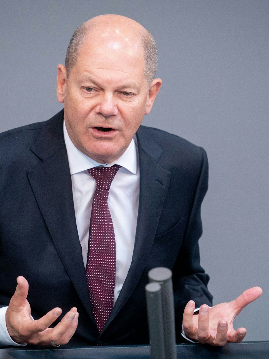 Bundesfinanzminister Olaf Scholz (SPD) hat eine Neuverschuldung des Bundes von 156 Milliarden Euro eingeplant.