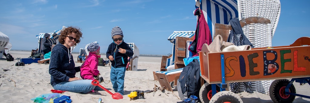 Die ersten Urlauber testeten auf Spiekeroog das Strandleben in Zeiten von Corona.