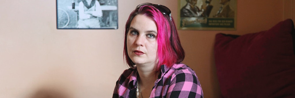 Monique M. kämpft um die eigene Existenz: Ihre kleine Kneipe in der Oderbruchstraße ist durch die Corona-Krise bedroht.
