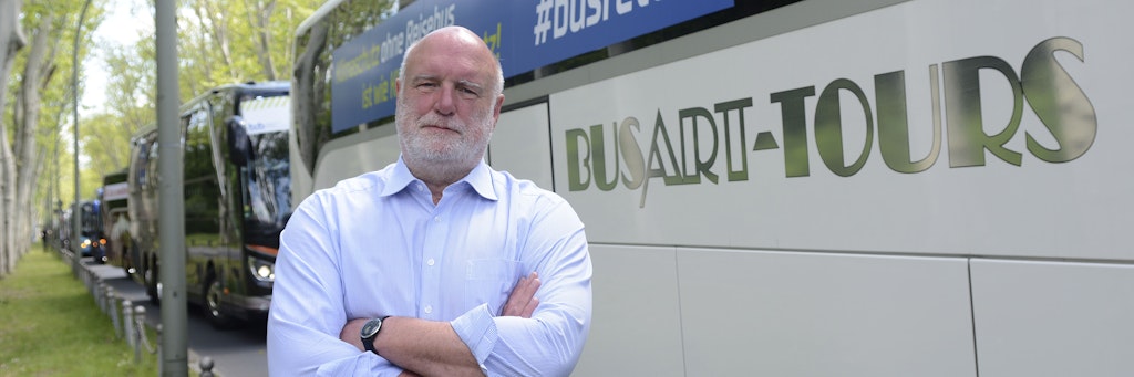 Busunternehmer Thomas Schlüter braucht schnell Unterstützung vom Staat