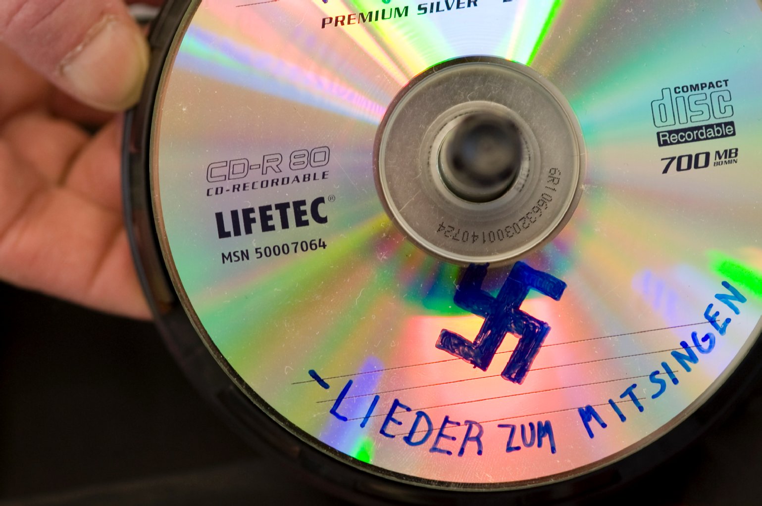 Beschlagnahmte Musik-CDs