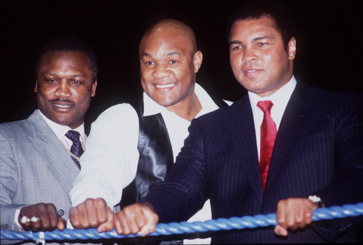 Ali neben seinen größten Rivalen George Foreman und Joe Frazier.
