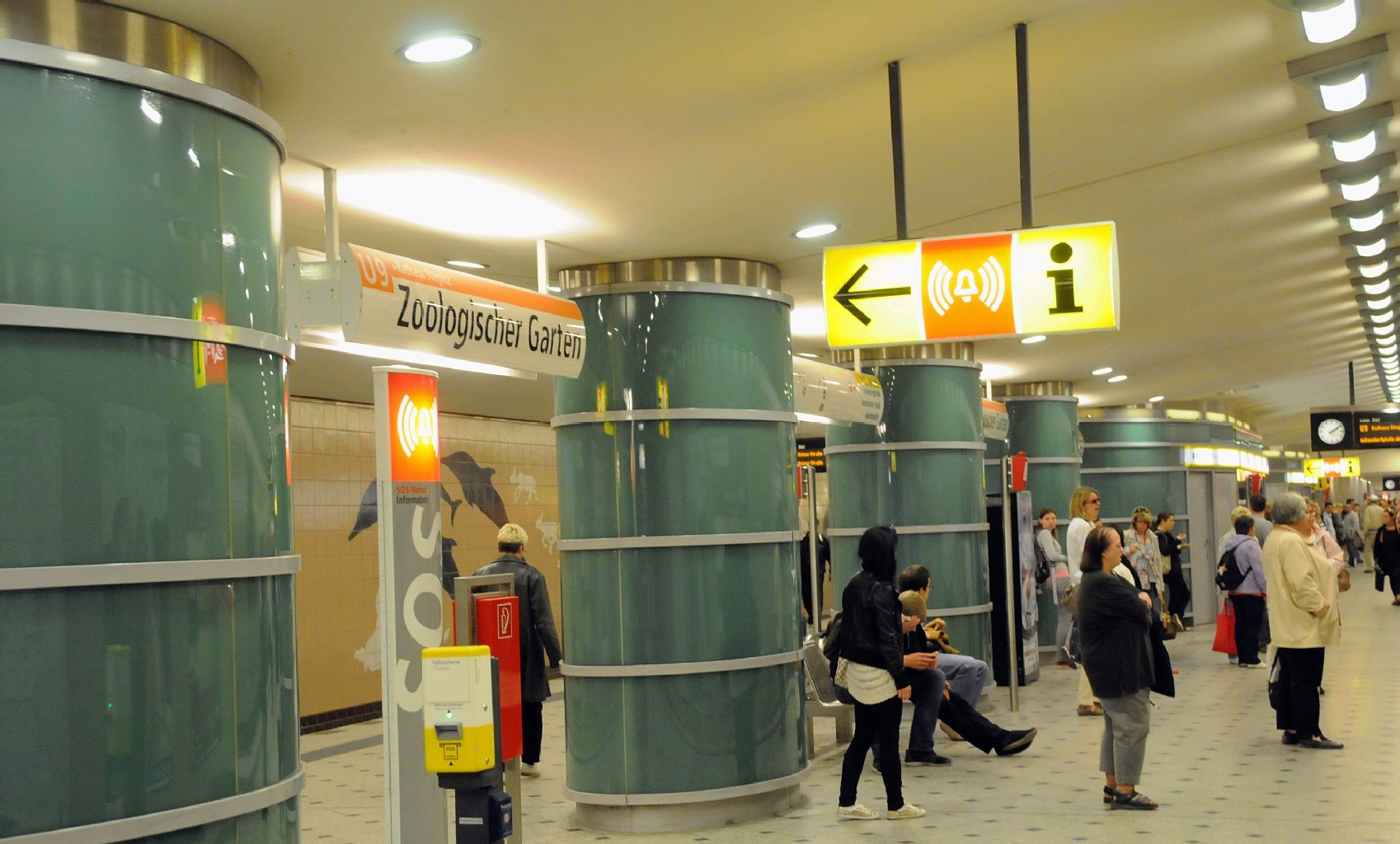 U-Bahnhof Zoologischer Garten: 320 Straftaten im Jahr 2010