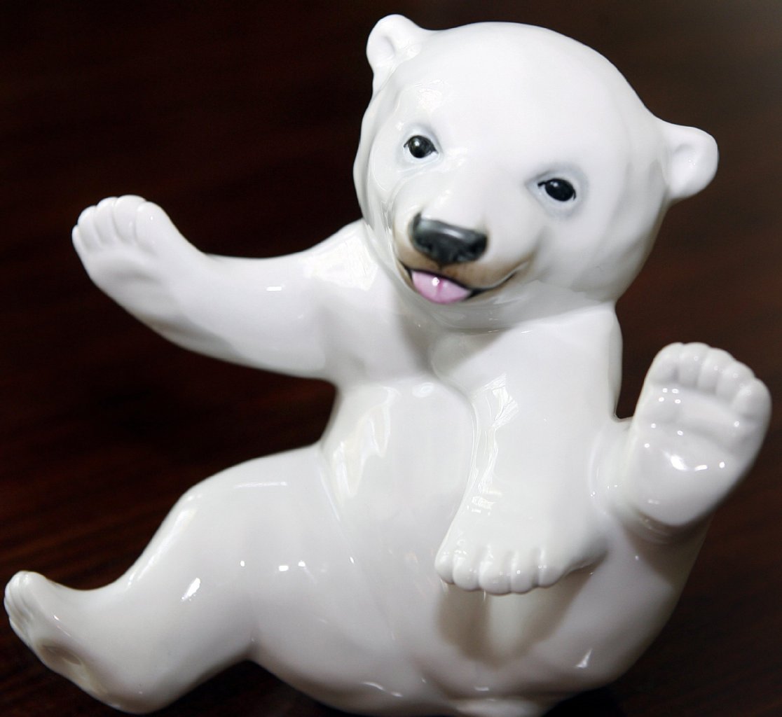 Knut aus Porzellan von KPM.