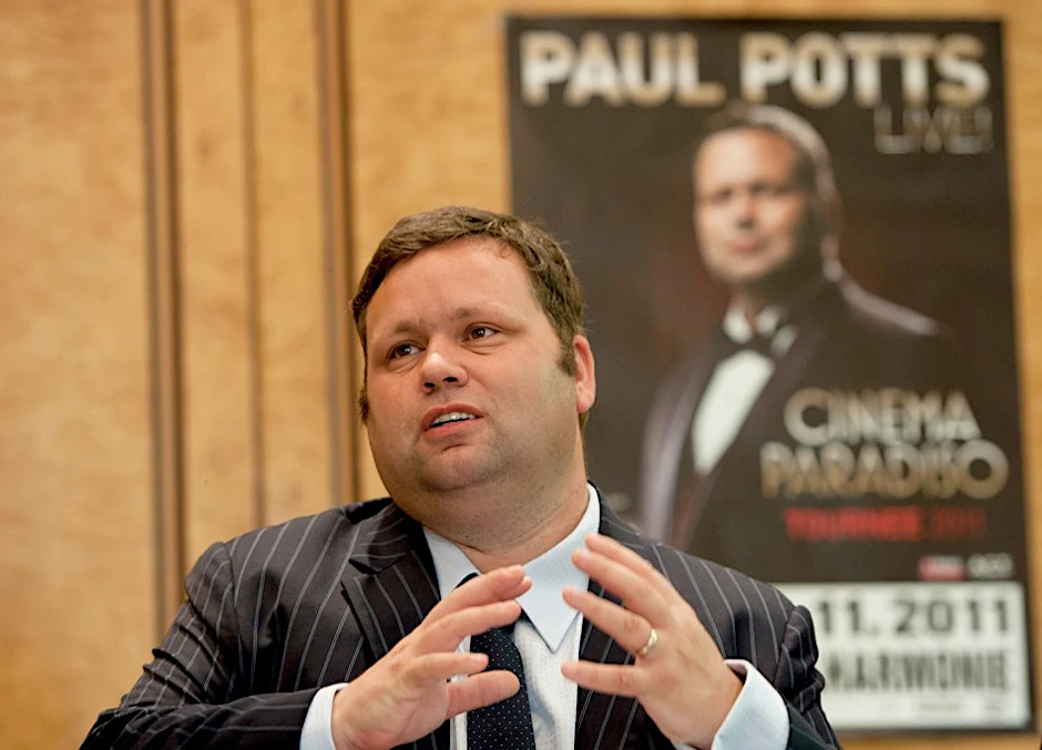 Paul Potts ist nicht nur mit großer Stimme und großem Magen, sondern auch mit großem Humor gesegnet. Soooo sympathisch!