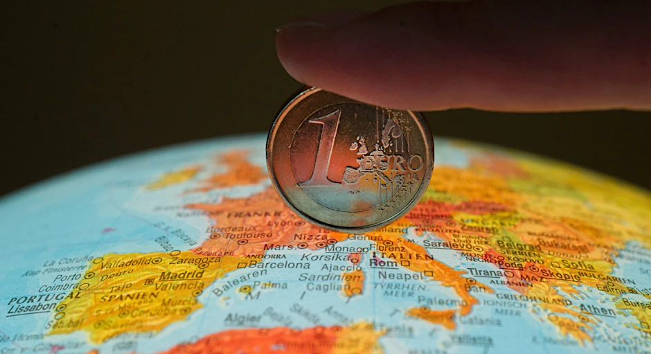 Euro-Krise und kein Ende: Was Experten jetzt den deutschen Verbrauchern raten.