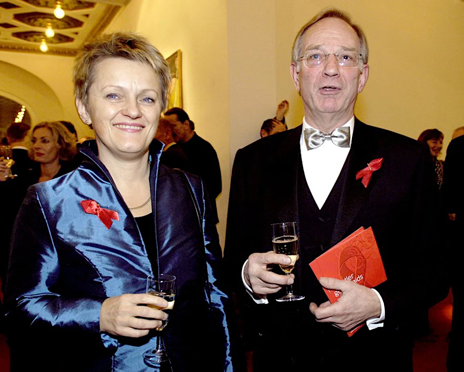 Ein glückliches Paar: Grünen-Spitzenkandidatin Renate Künast hat den Berliner Strafverteidiger Rüdiger Portius geheiratet.