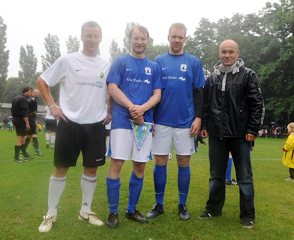 Thorsten „Dackel“ Boer (r.), Ronny Nikol (l.), Florian Busch (2.v.l.), Marcel Müller (2.v.r.)
