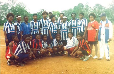 12 Leute sind aus dem Kamerun-Team Verschwunden.