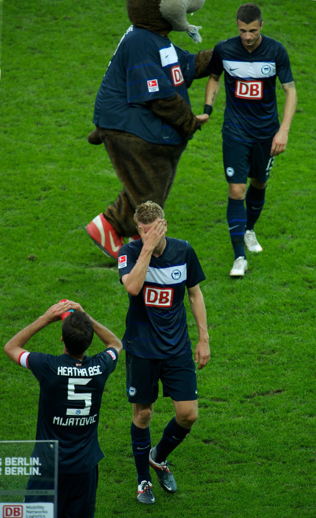 Er kann selbst seine Missgeschicke bei den Spielen gegen Nürnberg und in Hamburg nicht fassen.
