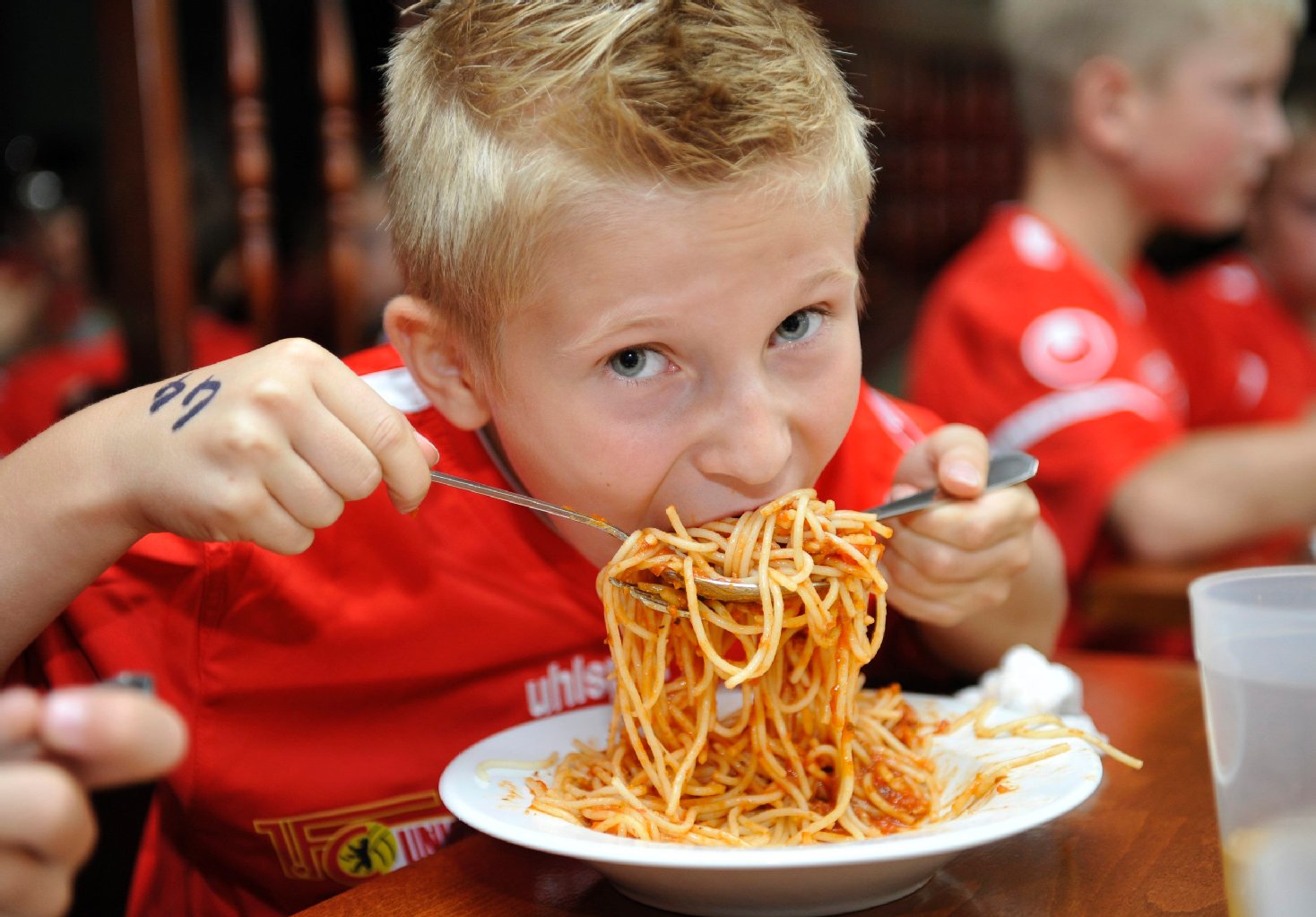 Union schmeckt so lecker. Beim Fußball-Camp gab’s zum Mittag Nudeln.