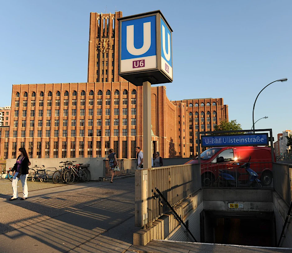 Der U-Bahnhof Ullsteinstraße