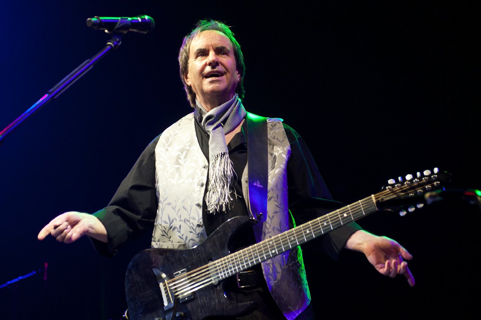 Chris de Burgh ehrt Karat auf seiner neuen CD, auf der er auch Abba- und Beatles-Hits singt.