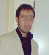 Nach Kopfschuss lebensgefährlich verletzt: Ferit C. (27) saß am Steuer des Wagens.
