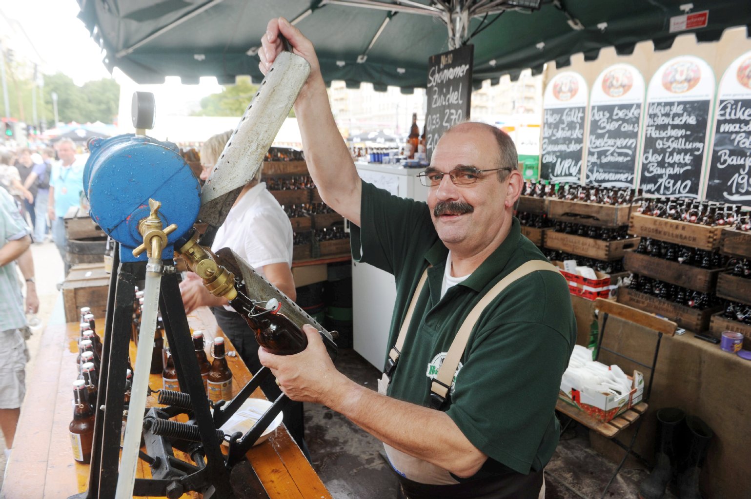 Einladend: hier wird das Bier per Hand abgefüllt!