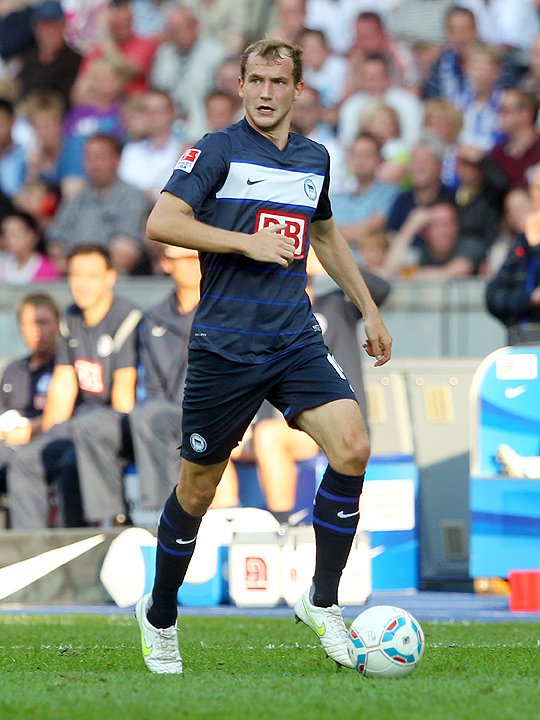 Image - Fußprellung: Neumann: Pechvogel 2011