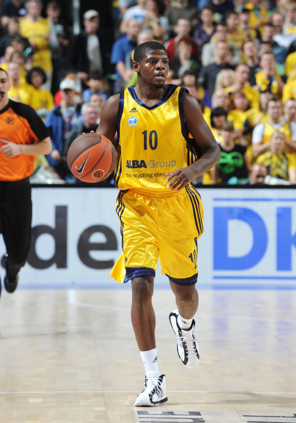 Hollis Price in voller Aktion. Der Spielmacher aus New Orleans heuerte insgesamt zweimal bei Alba an – doch am Schluss gab es Zoff!